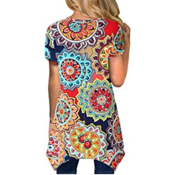 🌴M➡️XXL PRINT TOP🌴 - Picture 2 of 2